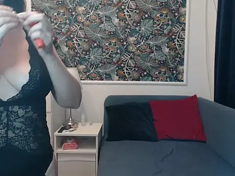 SaraGina online show from 02.18.26