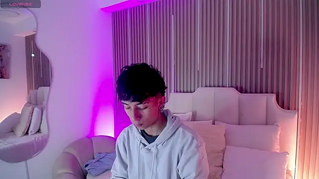 Snapshot of Aiden_Rivers_ chatting on 03.01.26 Aiden Rivers online show from 03.01.26