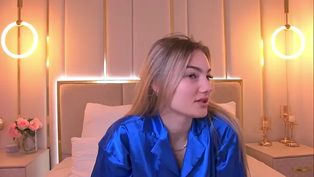 Snapshot of Sona_Lavberi chatting on 04.24.26 Sona Lavberi online show from 04.24.26