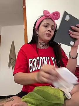 Snapshot of Alana_SmithXx chatting on 03.06.26 Alana SmithXx online show from 03.06.26