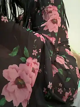 Snapshot of Alana_SmithXx chatting on 04.11.26 Alana SmithXx online show from 04.11.26