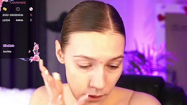 Snapshot of Vanessa__Lui chatting on 02.27.26 Vanessa Lui online show from 02.27.26