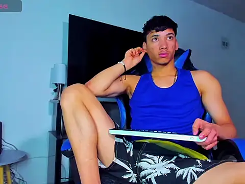 Lyam Russo online show from 04.16.26