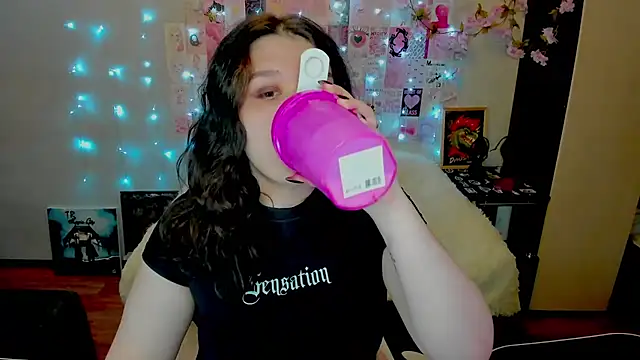 Snapshot of Kate_Acid chatting on 05.16.26 Kate Acid online show from 05.16.26