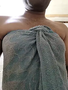 Snapshot of Amina___trans__sexy chatting on 02.20.26 Amina trans sexy online show from 02.20.26