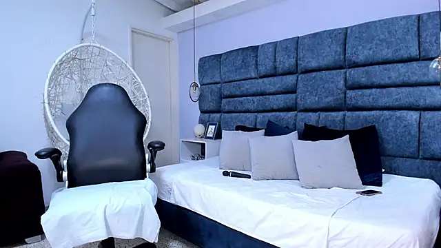 Snapshot of electraknox chatting on 02.26.26 electraknox online show from 02.26.26