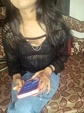 Snapshot of Cutie_babes01 chatting on 02.20.26 Cutie babes01 online show from 02.20.26