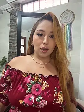 Kiarhatrixie1 online show from 03.06.26