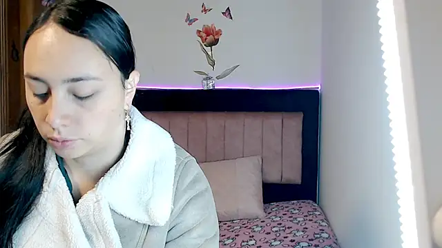 Snapshot of MARYXS1 chatting on 02.18.26 MARYXS1 online show from 02.18.26