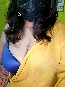 NISHHAA online show from 04.08.26