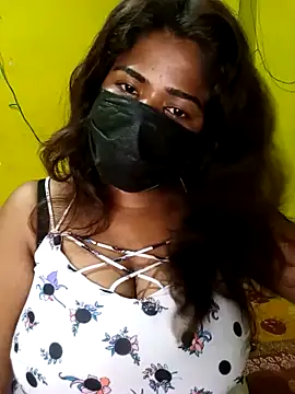 Snapshot of NISHHAA chatting on 05.05.26 NISHHAA online show from 05.05.26
