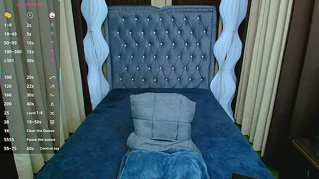 Snapshot of Laureen_Hilton chatting on 02.22.26 Laureen Hilton online show from 02.22.26