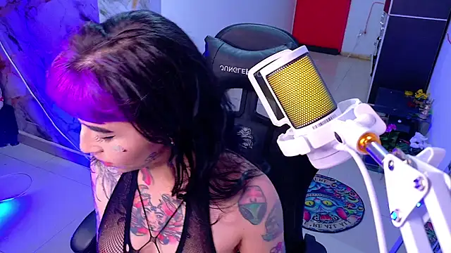 nova kitttyy online show from 04.23.26