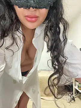 katy nour online show from 04.22.26