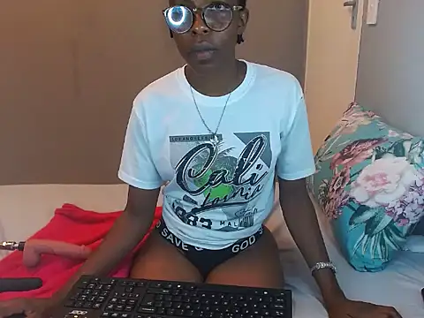 Snapshot of ChocoSlenderXXX chatting on 02.26.26 ChocoSlenderXXX online show from 02.26.26