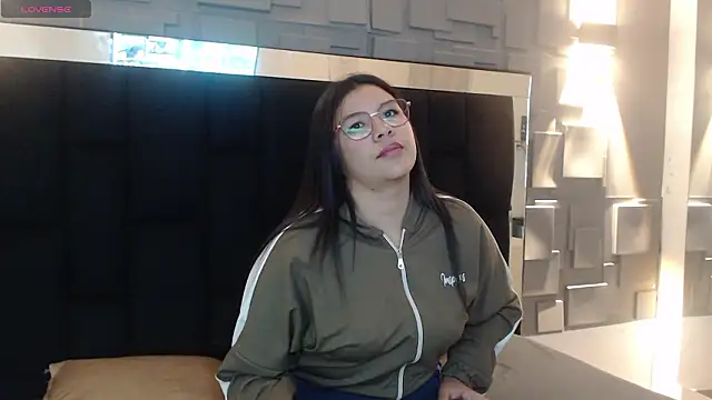 Snapshot of belen_green chatting on 02.26.26 belen green online show from 02.26.26