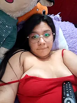 Snapshot of belen_green chatting on 04.23.26 belen green online show from 04.23.26