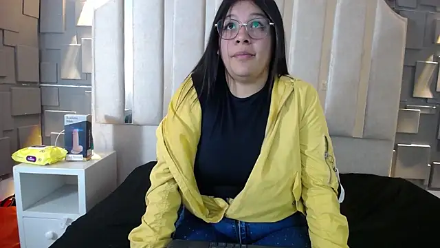 Snapshot of belen_green chatting on 04.27.26 belen green online show from 04.27.26