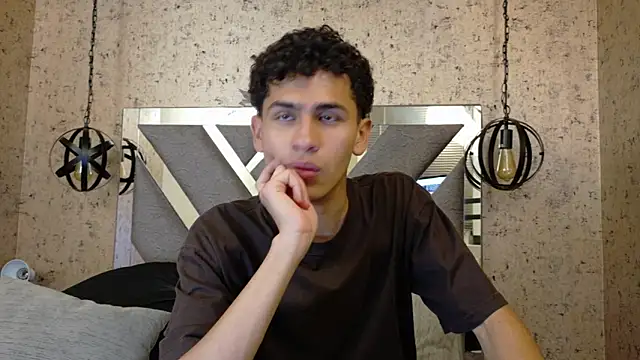 Snapshot of Dark_Sultan chatting on 02.25.26 Dark Sultan online show from 02.25.26