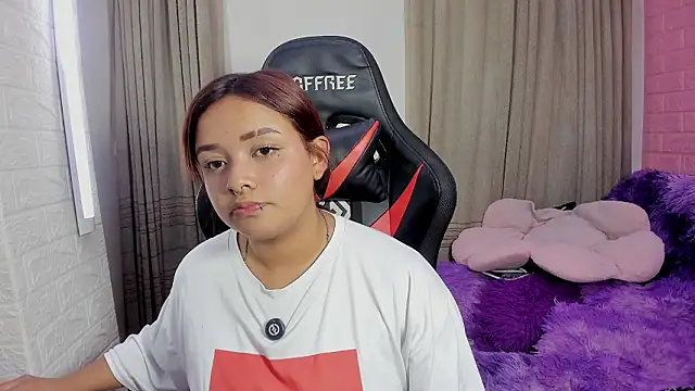 Snapshot of Sienna_Lux01 chatting on 02.24.26 Sienna Lux01 online show from 02.24.26