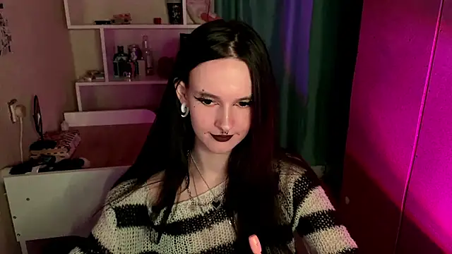 Snapshot of MabelDefina chatting on 05.05.26 MabelDefina online show from 05.05.26