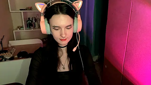 Snapshot of MabelDefina chatting on 05.14.26 MabelDefina online show from 05.14.26
