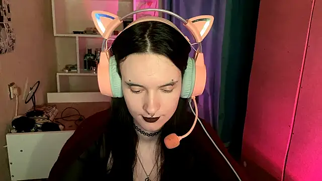 Snapshot of MabelDefina chatting on 05.25.26 MabelDefina online show from 05.25.26
