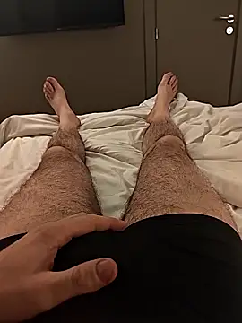 Snapshot of Galizio14 chatting on 02.24.26 Galizio14 online show from 02.24.26