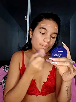 Snapshot of Little-Pussy19 chatting on 02.18.26 Little-Pussy19 online show from 02.18.26