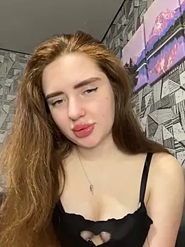 Snapshot of SofaLav chatting on 02.20.26 SofaLav online show from 02.20.26