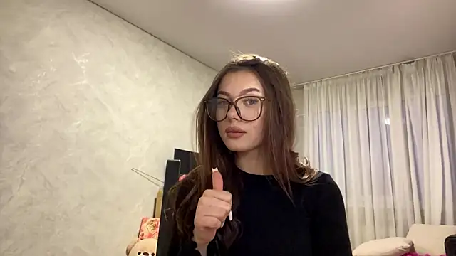 Snapshot of StephaniCute chatting on 04.14.26 StephaniCute online show from 04.14.26