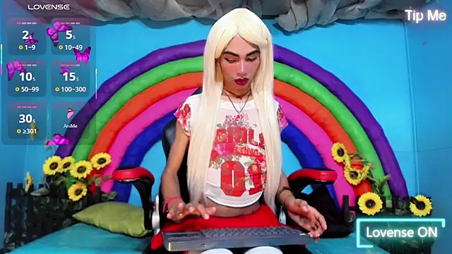 Snapshot of suzume_Mendez chatting on 04.04.26 suzume Mendez online show from 04.04.26