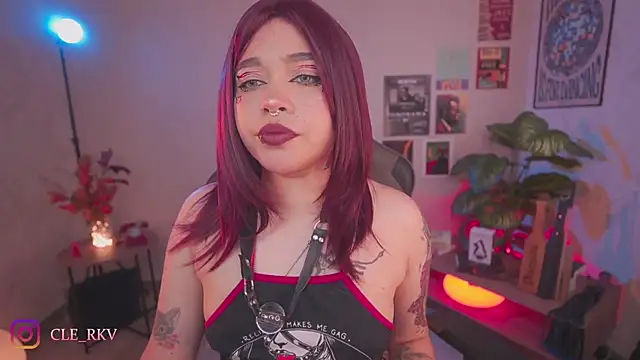 violette clerk1  online show from 03.18.26