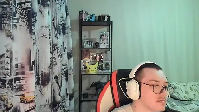 Snapshot of zataeidhagen chatting on 02.18.26 zataeidhagen online show from 02.18.26