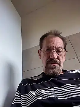 Snapshot of Costy601 chatting on 05.12.26 Costy601 online show from 05.12.26
