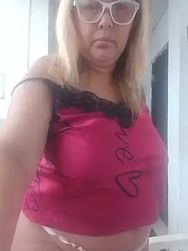 Snapshot of milena202610 chatting on 07.30.26 milena202610 online show from 07.30.26