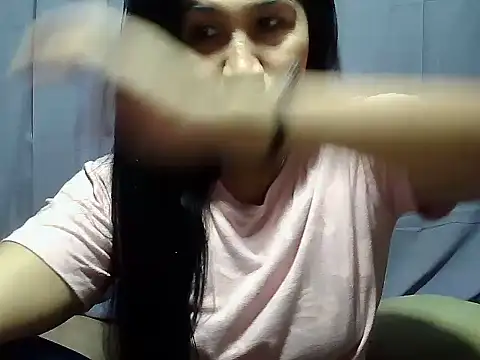 Snapshot of Sh1nbae22 chatting on 06.19.26 Sh1nbae22 online show from 06.19.26