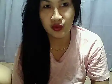 Snapshot of Sh1nbae22 chatting on 06.29.26 Sh1nbae22 online show from 06.29.26
