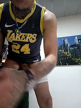 Valentino dominusSex online show from 04.04.26