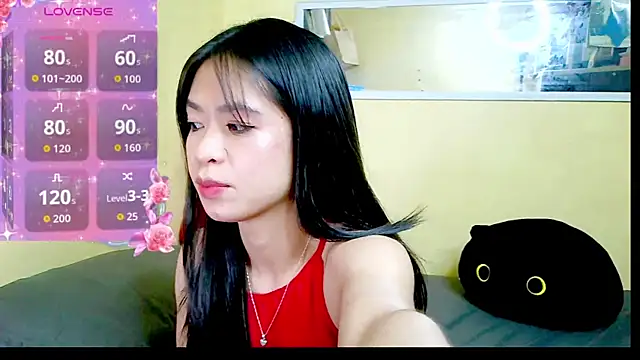 Luna Moonfang online show from 07.25.26