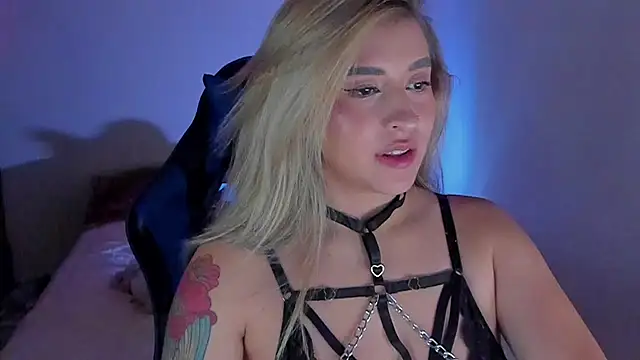 saradiazxxx online show from 04.13.26