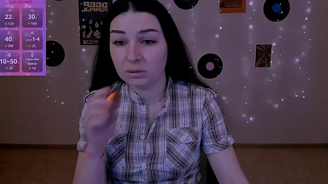 Snapshot of olivia_rage chatting on 02.26.26 olivia rage online show from 02.26.26