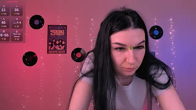 Snapshot of olivia_rage chatting on 05.22.26 olivia rage online show from 05.22.26