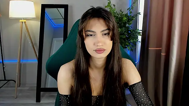 Snapshot of Adele_Lanea chatting on 04.29.26 Adele Lanea online show from 04.29.26
