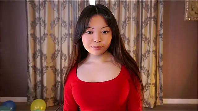 Snapshot of ManaMarana chatting on 02.28.26 ManaMarana online show from 02.28.26