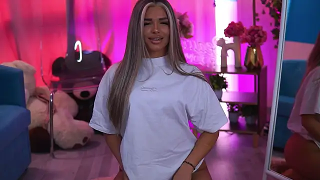 CrisstyBlair online show from 04.10.26