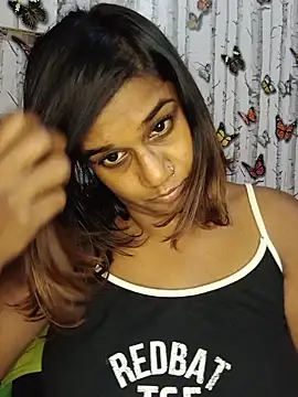 Snapshot of indianstrawberrylips4u chatting on 05.31.26 indianstrawberrylips4u online show from 05.31.26
