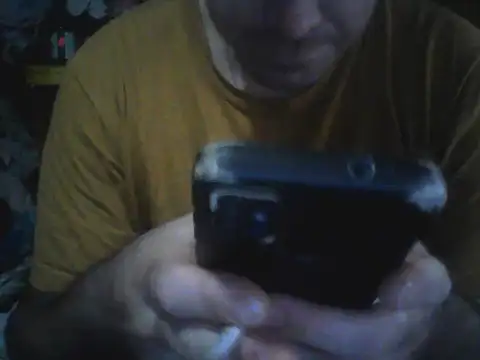 Snapshot of Churrillo chatting on 04.15.26 Churrillo online show from 04.15.26