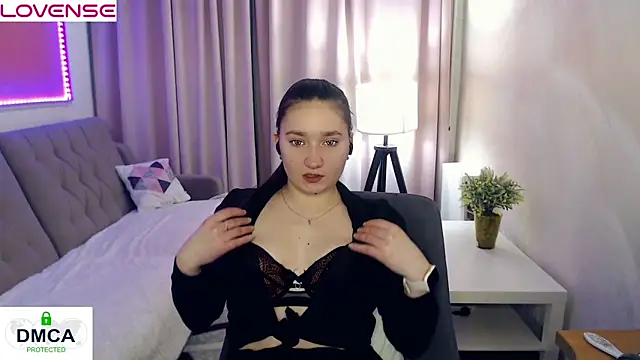 Snapshot of Sparkling_Starlet67 chatting on 02.23.26 Sparkling Starlet67 online show from 02.23.26