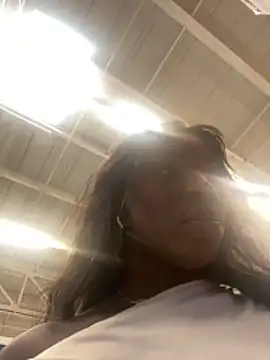 ZarahFerreira online show from 02.22.26